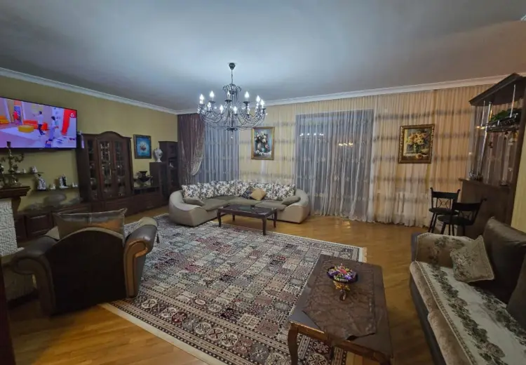 6 otaqlı mənzil Satılır, Badamdar qəs., Səbail, Bakı