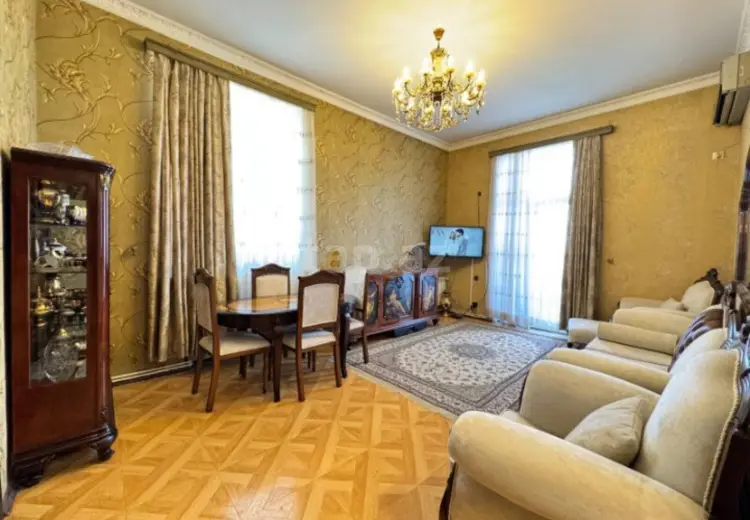 3 otaqlı mənzil , Bakı