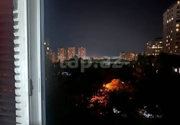 5 otaqlı mənzil , Bakı