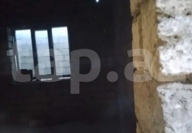 8 otaqlı mənzil , Bakı