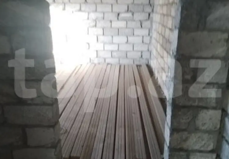 8 otaqlı mənzil , Bakı