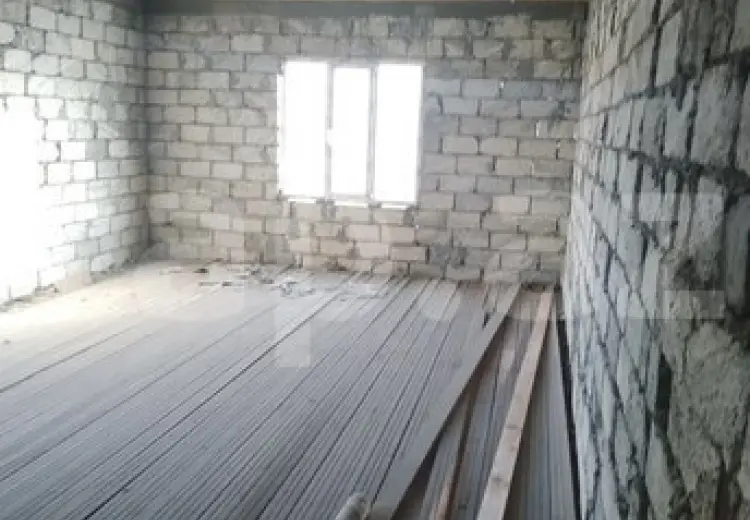 8 otaqlı mənzil , Bakı