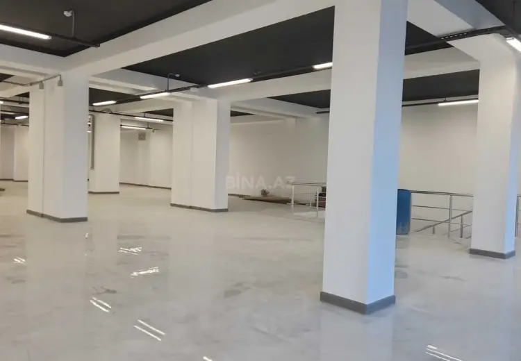 2000 m² Obyekt / Ofis Satılır, Laçın