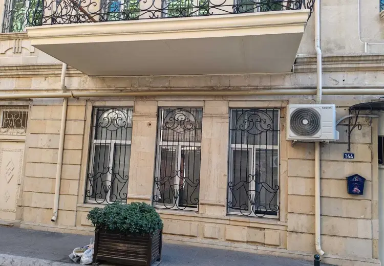 40 m² Obyekt / Ofis Kirayə (aylıq), Səbail, Bakı