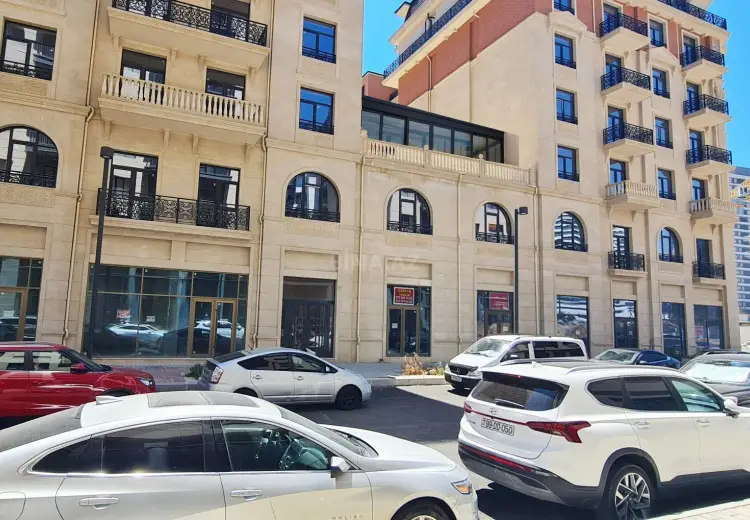 250 m² Obyekt / Ofis Satılır, Ağ şəhər, Xətai, Bakı