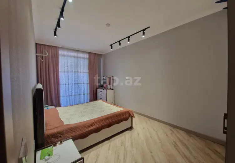 3 otaqlı mənzil , Bakı