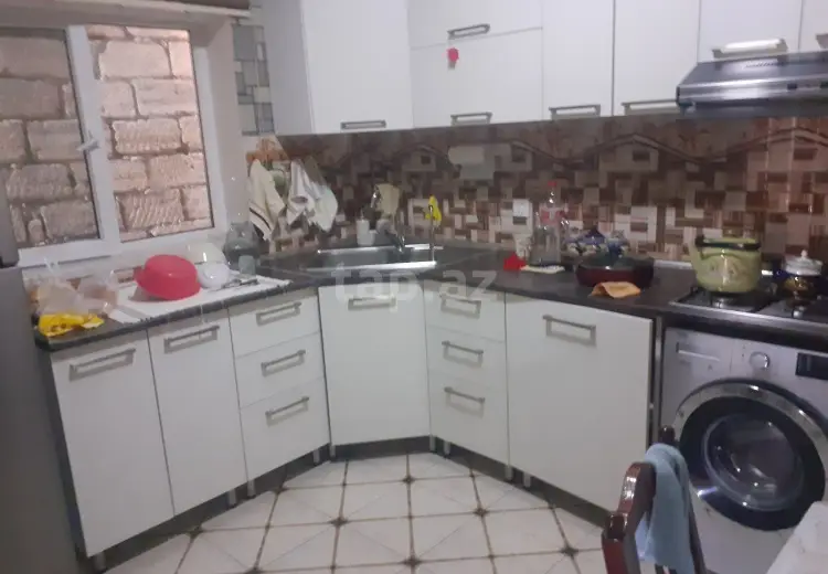 4 otaqlı mənzil , Badamdar qəs., Səbail, Bakı
