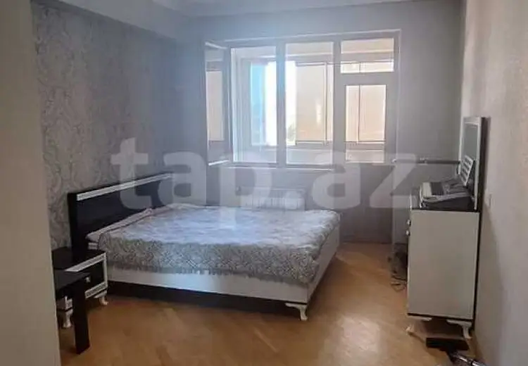 3 otaqlı mənzil , Bakı