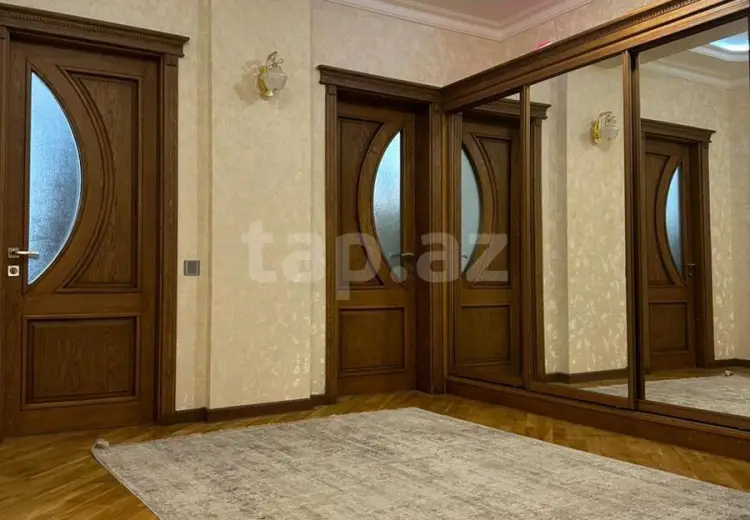 4 otaqlı mənzil , Bakı