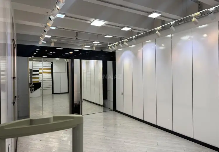 32 m² Obyekt / Ofis Kirayə (aylıq), Səbail, Bakı