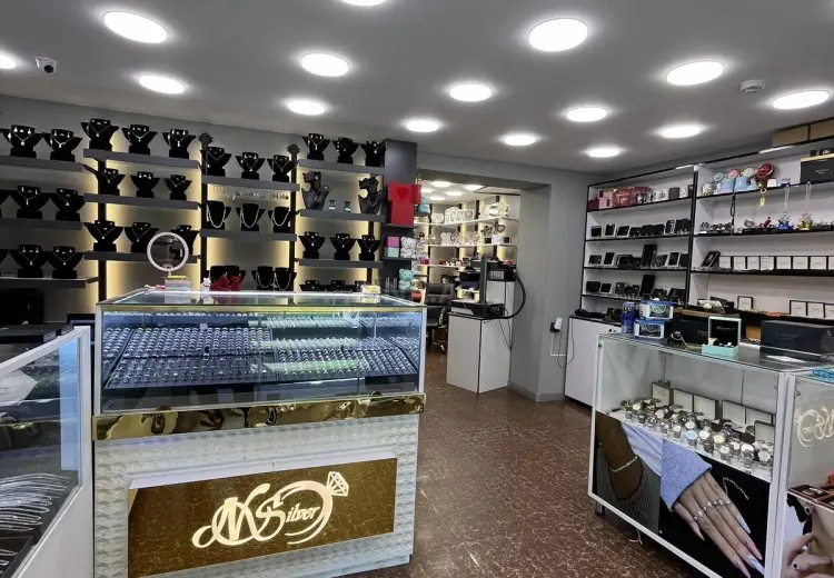 38 m² Obyekt / Ofis Kirayə (aylıq), 5-ci mikrorayon, Abşeron