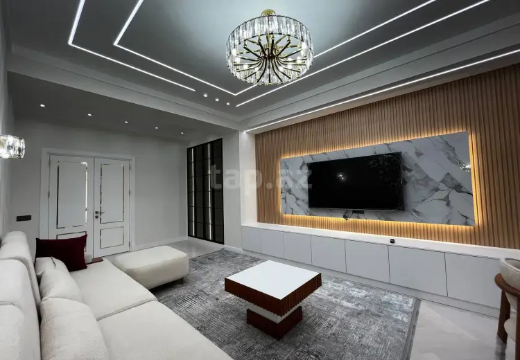 4 otaqlı mənzil , Bakı