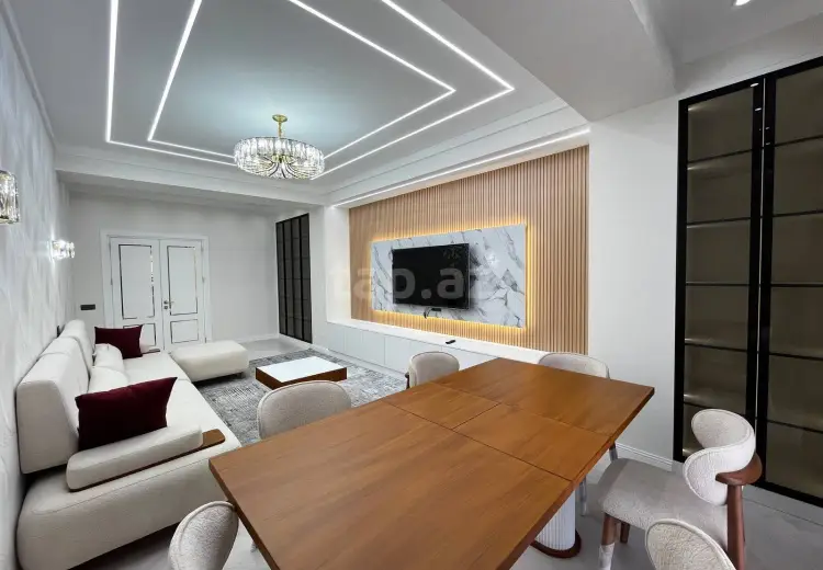 4 otaqlı mənzil , Bakı