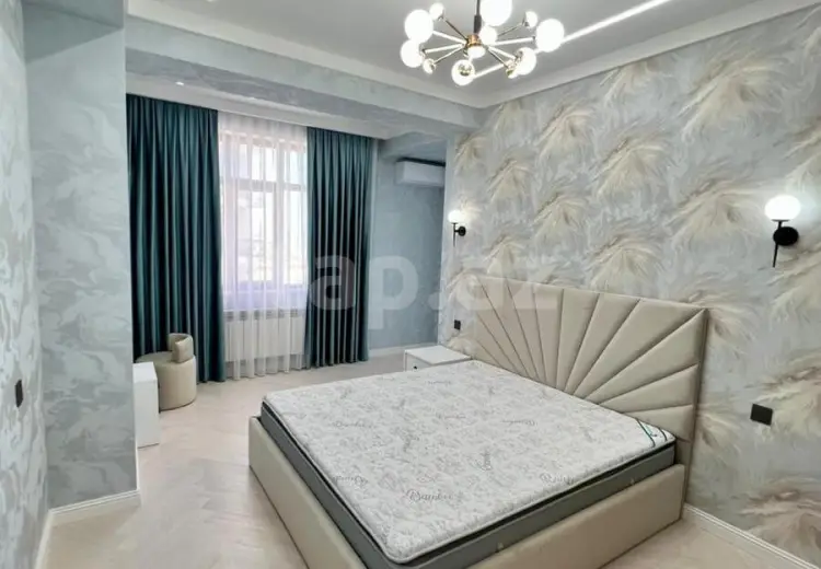 4 otaqlı mənzil , Bakı