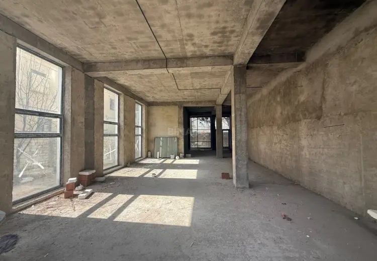 330 m² Obyekt / Ofis Satılır, Abşeron