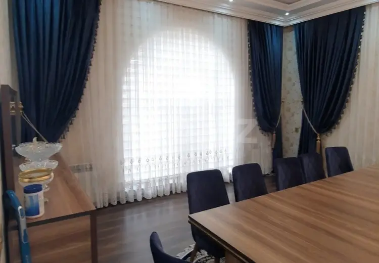 4 otaqlı mənzil , Gəncə
