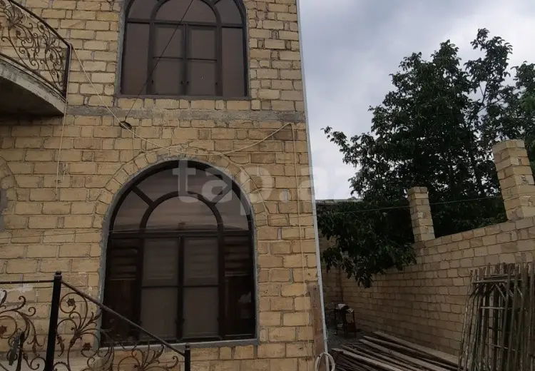 4 otaqlı mənzil , Gəncə