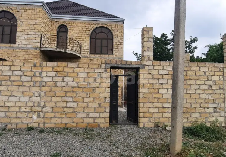 4 otaqlı mənzil , Gəncə