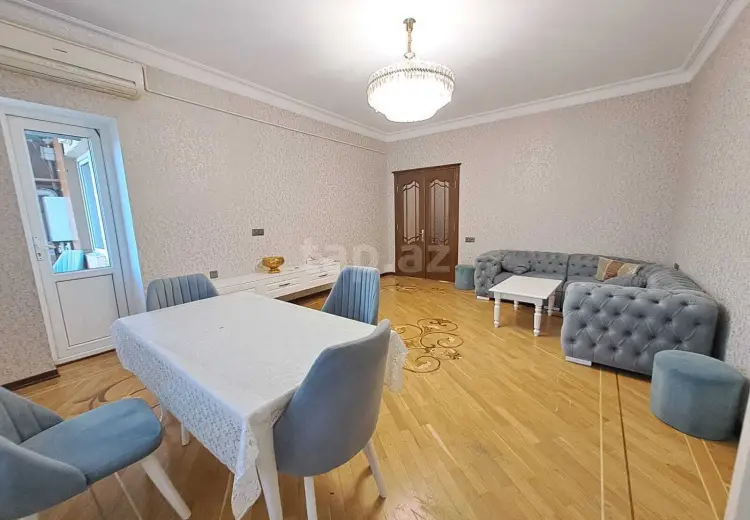 3 otaqlı mənzil , Bakı