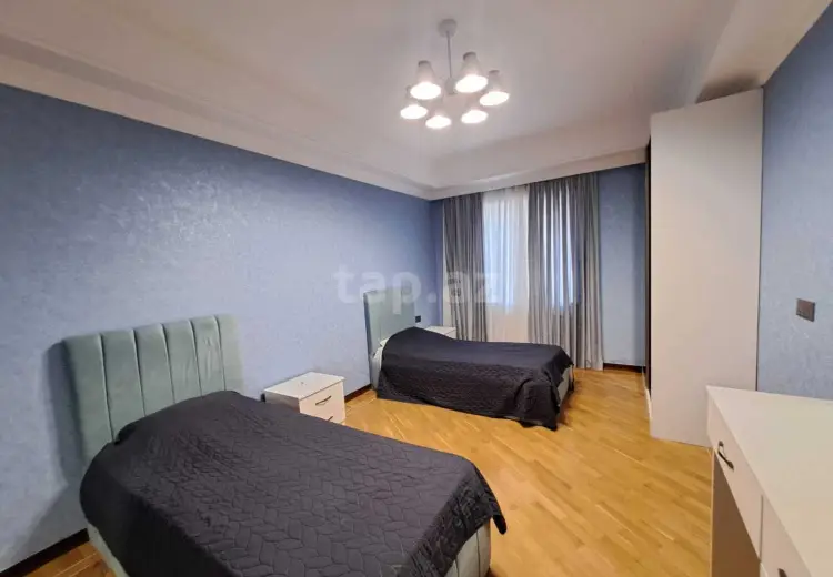 3 otaqlı mənzil , Bakı