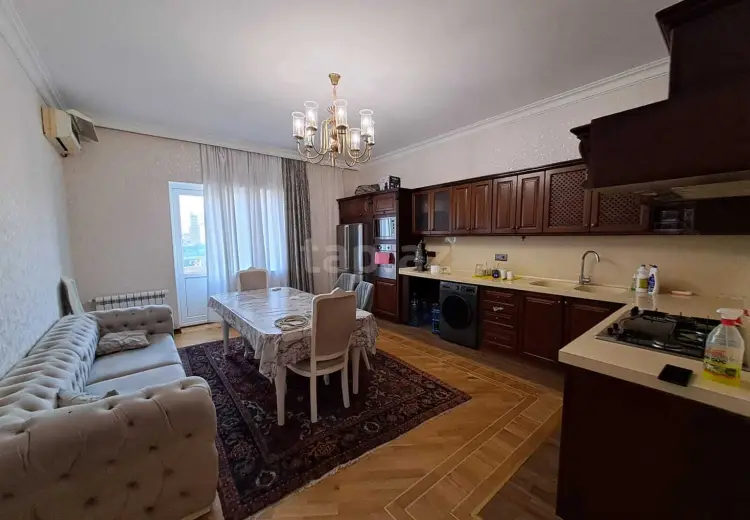 3 otaqlı mənzil , Bakı