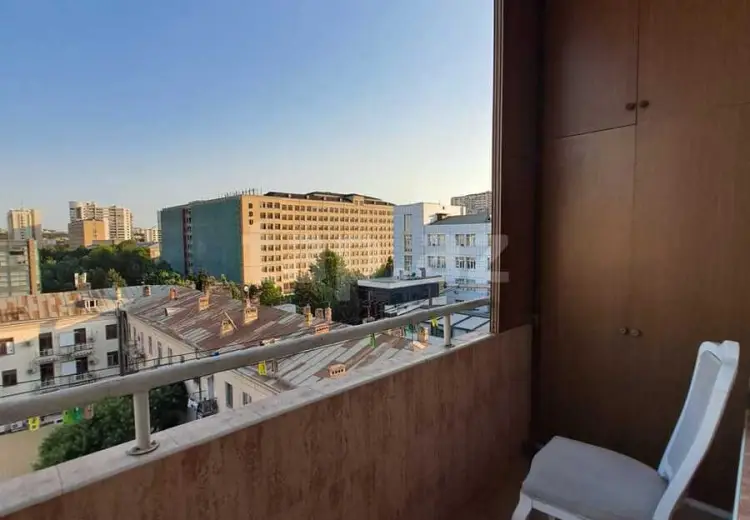 3 otaqlı mənzil , Bakı