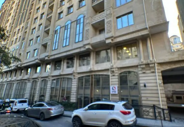 380 m² Obyekt / Ofis Satılır, Səbail, Bakı