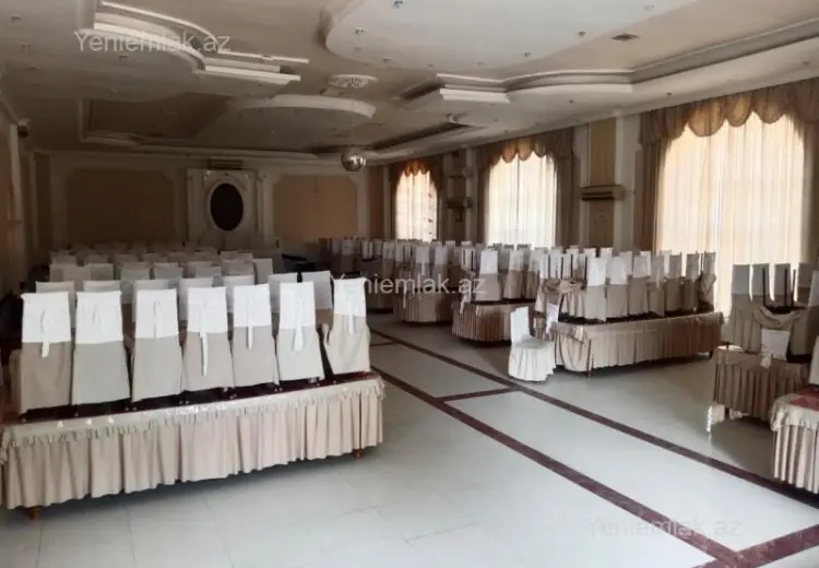 545 m² Obyekt / Ofis Satılır, Bərdə