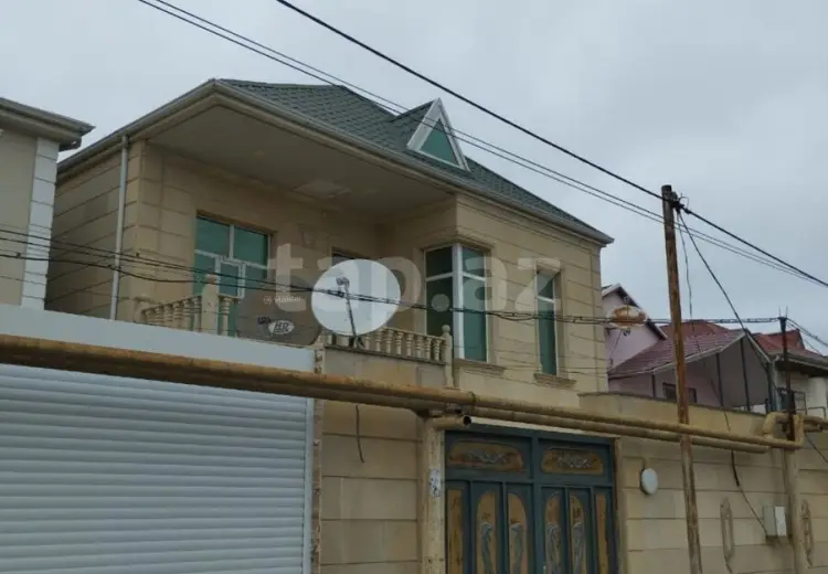 8 otaqlı mənzil , Bakı