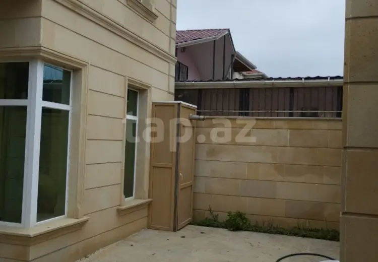 8 otaqlı mənzil , Bakı