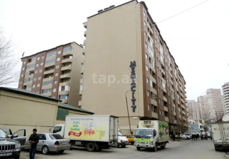 5 otaqlı mənzil , Bakı