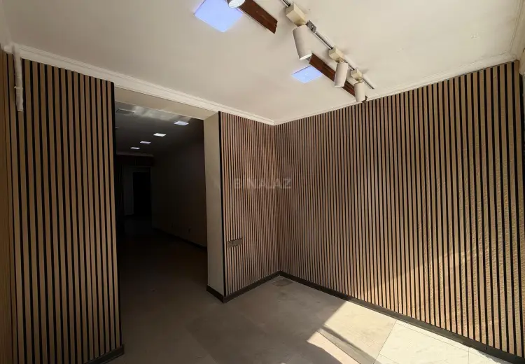 100 m² Obyekt / Ofis Kirayə (aylıq), Nəsimi, Bakı