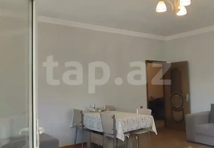2 otaqlı mənzil , Qax