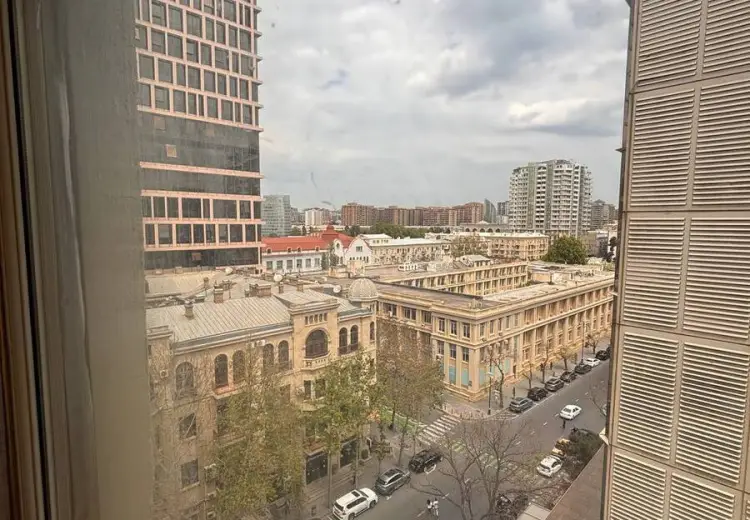 3 otaqlı mənzil Satılır, Sahil qəs., Nəsimi, Bakı