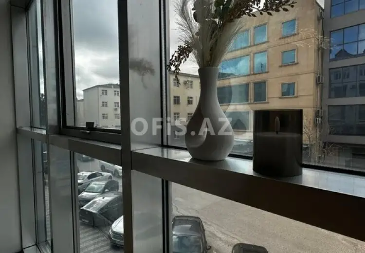 28 m² Obyekt / Ofis Satılır, Nərimanov, Bakı