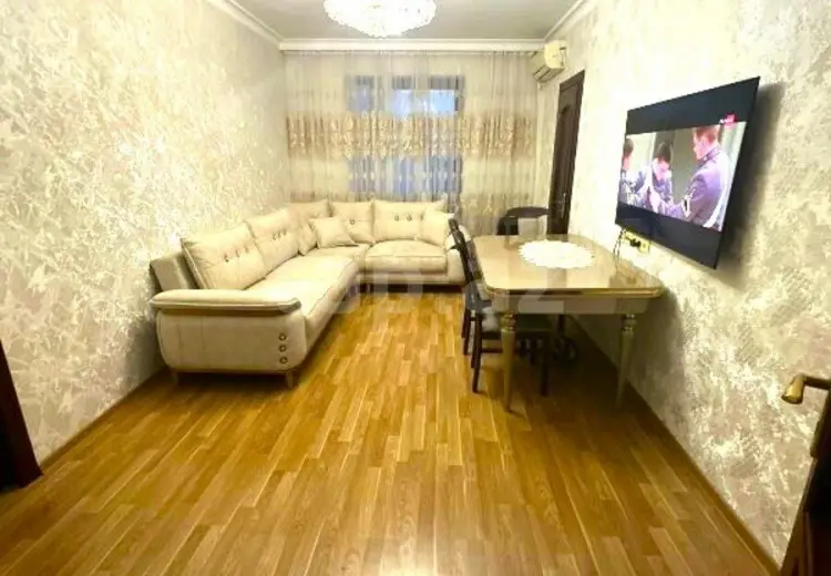 4 otaqlı mənzil , Bakı