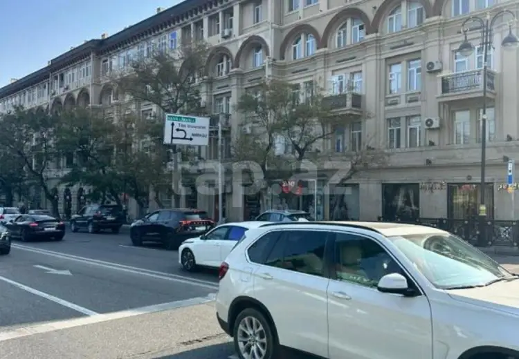 3 otaqlı mənzil , Bakı