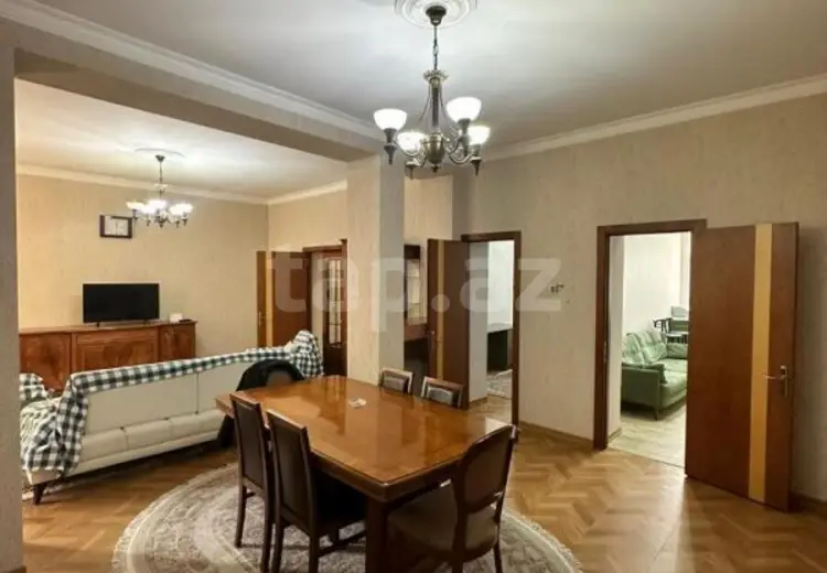 3 otaqlı mənzil , Bakı