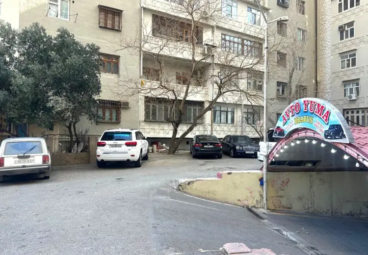 120 m² Obyekt / Ofis Satılır, Nərimanov, Bakı