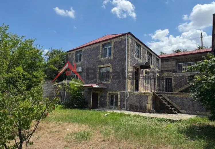 11 otaqlı mənzil Satılır, Gəncə