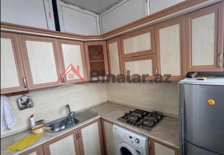 11 otaqlı mənzil Satılır, Gəncə