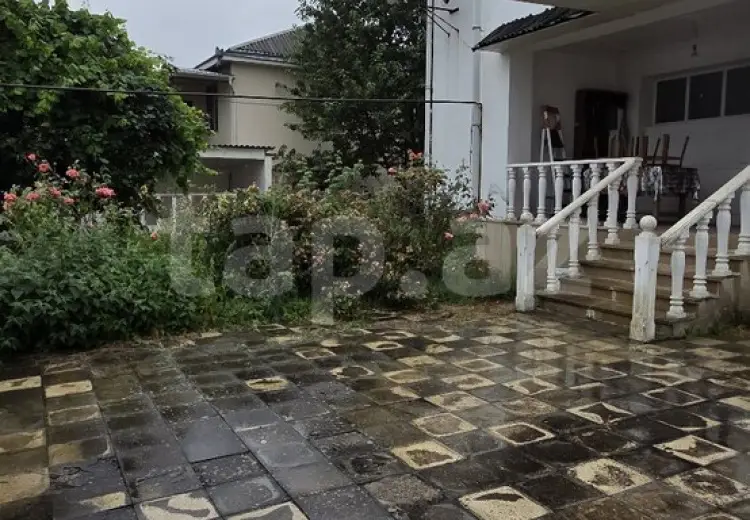 6 otaqlı mənzil , Qusar