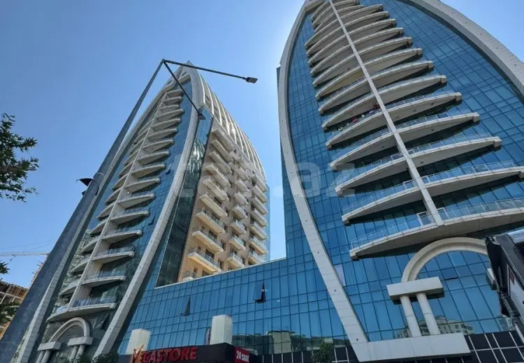 3 otaqlı mənzil , Bakı