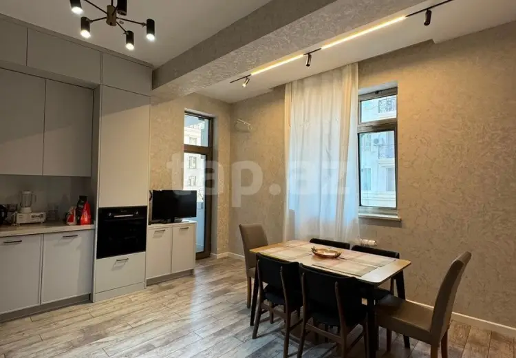 3 otaqlı mənzil , Bakı