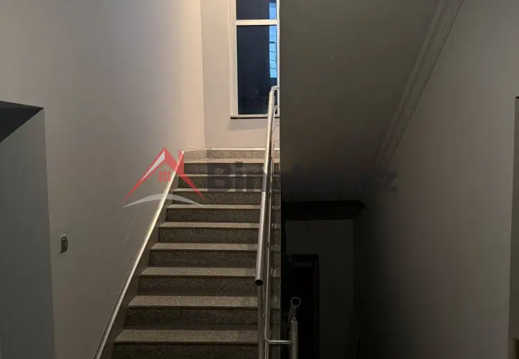 2400 m² Obyekt / Ofis Kirayə (aylıq), Quba