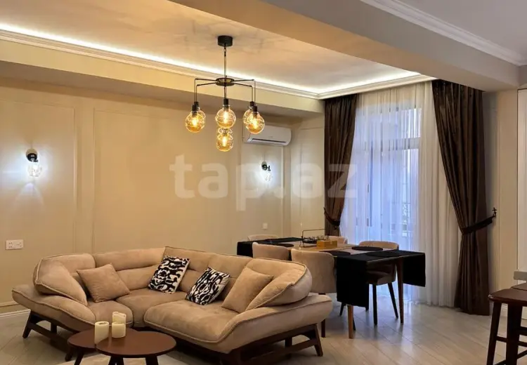 4 otaqlı mənzil , Bakı