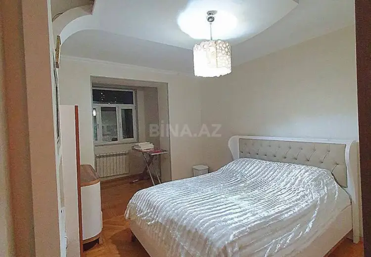 2 otaqlı mənzil Satılır, 8-ci kilometr, Nizami, Bakı