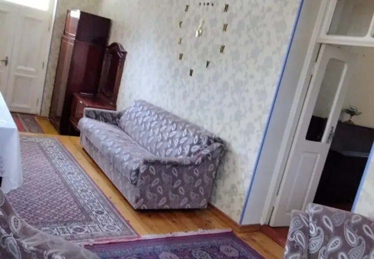 6 otaqlı mənzil Satılır, Gəncə
