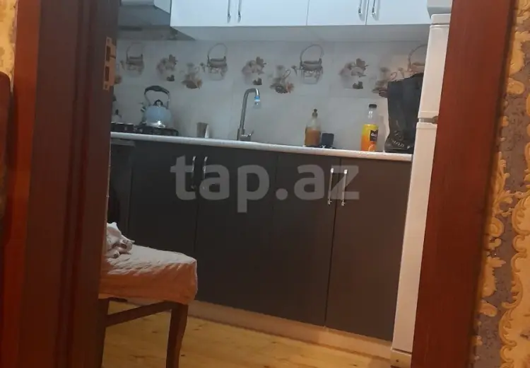 4 otaqlı mənzil , Bakı