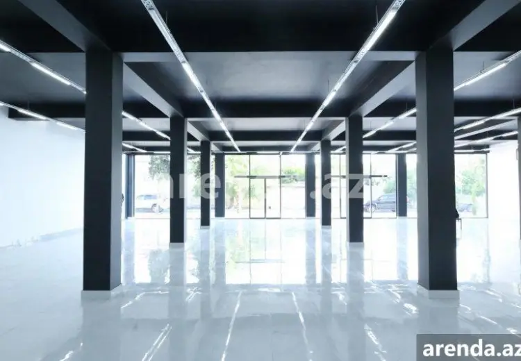 690 m² Obyekt / Ofis Kirayə (aylıq), Yevlax